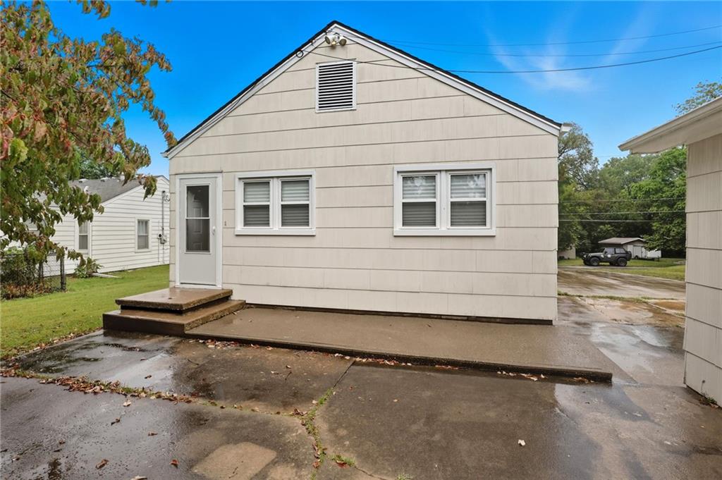 2935 North Walnut Street Avondale, MO 64117 - Photo 23 of 27