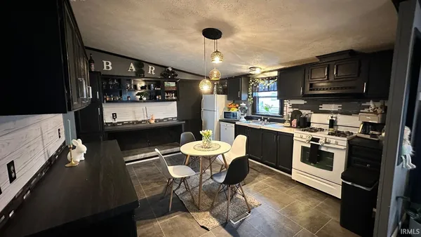 $164,900 | 904 South 14th Street, Goshen, IN 46526