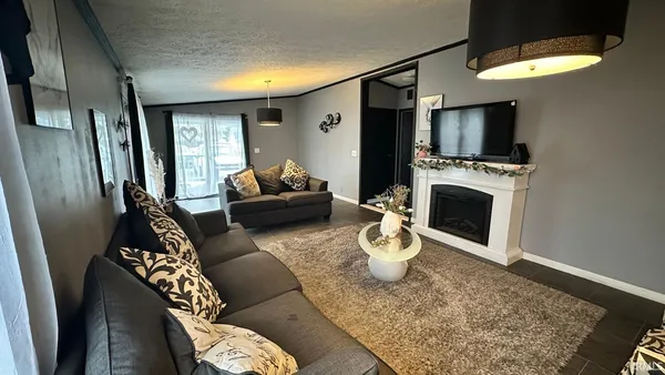 $164,900 | 904 South 14th Street, Goshen, IN 46526