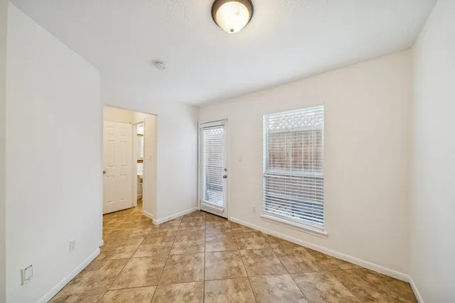 $400,000 | 1304 Dart Street, Unit E, Houston, TX 77007