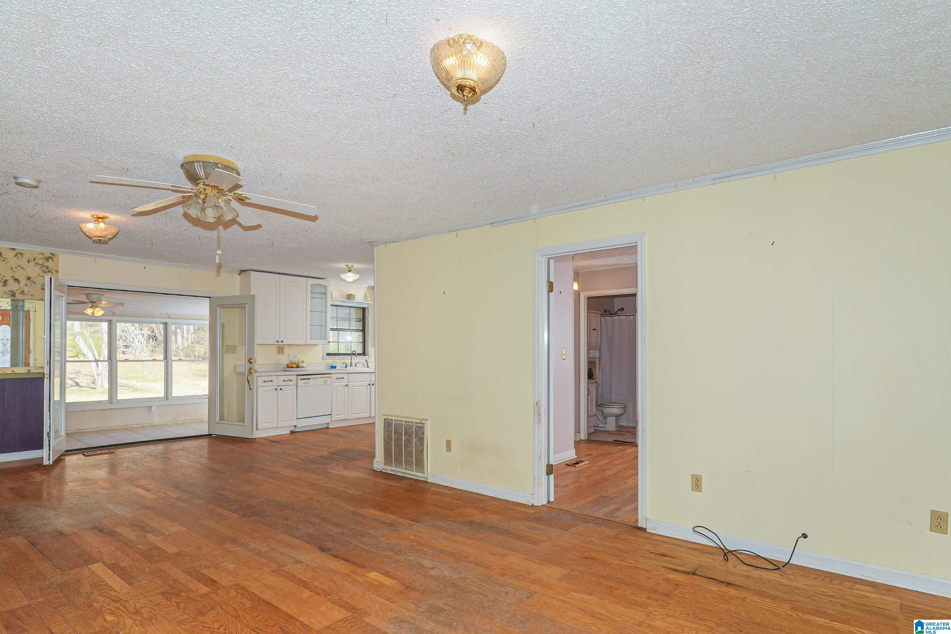6317 Lou George Loop Bessemer, AL 35022 - Photo 12 of 42