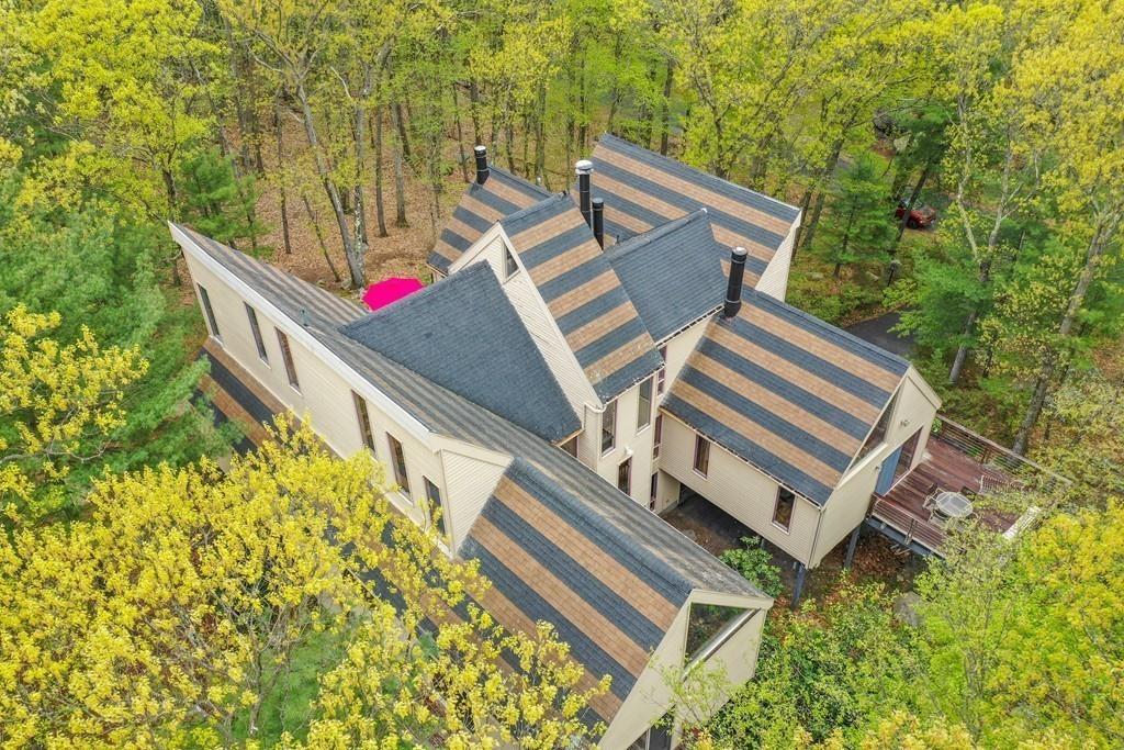 88 Stoney Lea Road Dedham, MA 02026 - Photo 1 of 19 Gallery Image 1