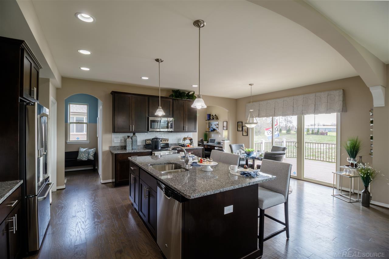 2952 Andlaur Drive Rochester, MI 48307 - Photo 11 of 24 Kitchen