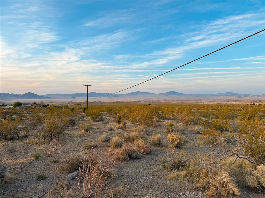 7980 Crystal Creek Road Lucerne Valley, CA 92356 - Photo 3 of 9 a view of an ocean and beach