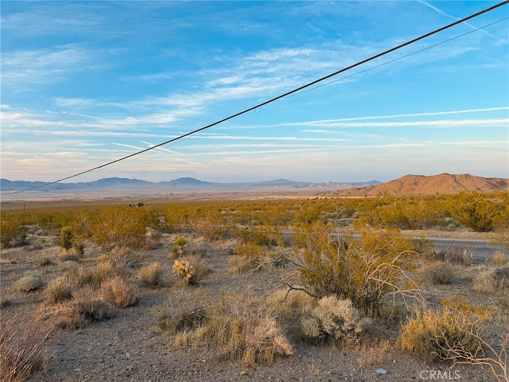 7980 Crystal Creek Road Lucerne Valley, CA 92356 - Photo 4 of 9 a view of an ocean