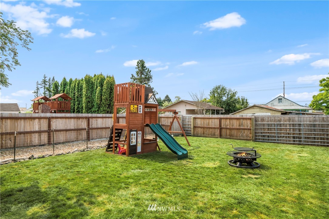677 Southwest Cascade Avenue Chehalis, WA 98532 - Photo 30 of 38 Gallery Image 30