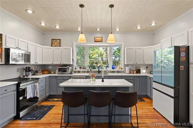 $410,000 | 2041 West Walnut Ridge Road, Salem, IN 47167