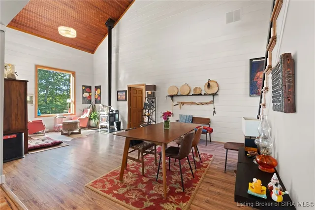 $410,000 | 2041 West Walnut Ridge Road, Salem, IN 47167