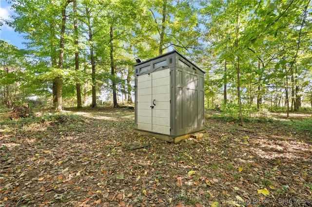 $410,000 | 2041 West Walnut Ridge Road, Salem, IN 47167