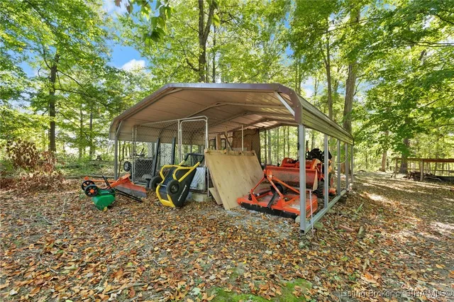 $410,000 | 2041 West Walnut Ridge Road, Salem, IN 47167