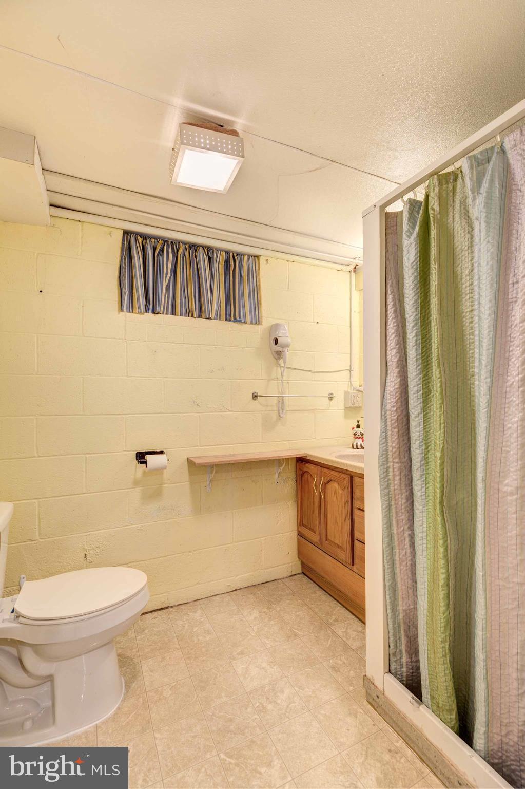 207 Carroll Heights Road Taneytown, MD 21787 - Photo 24 of 30 Bath