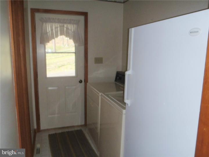 85 Hunsberger Road Telford, PA 18969 - Photo 11 of 21 Laundry Room