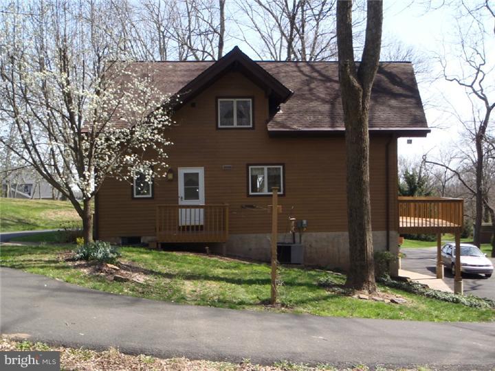 85 Hunsberger Road Telford, PA 18969 - Photo 4 of 21 Exterior Back