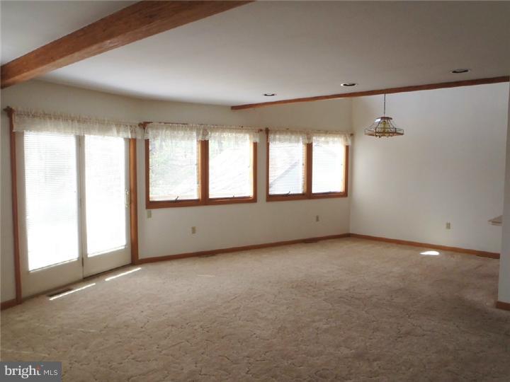 85 Hunsberger Road Telford, PA 18969 - Photo 9 of 21 Dining Room