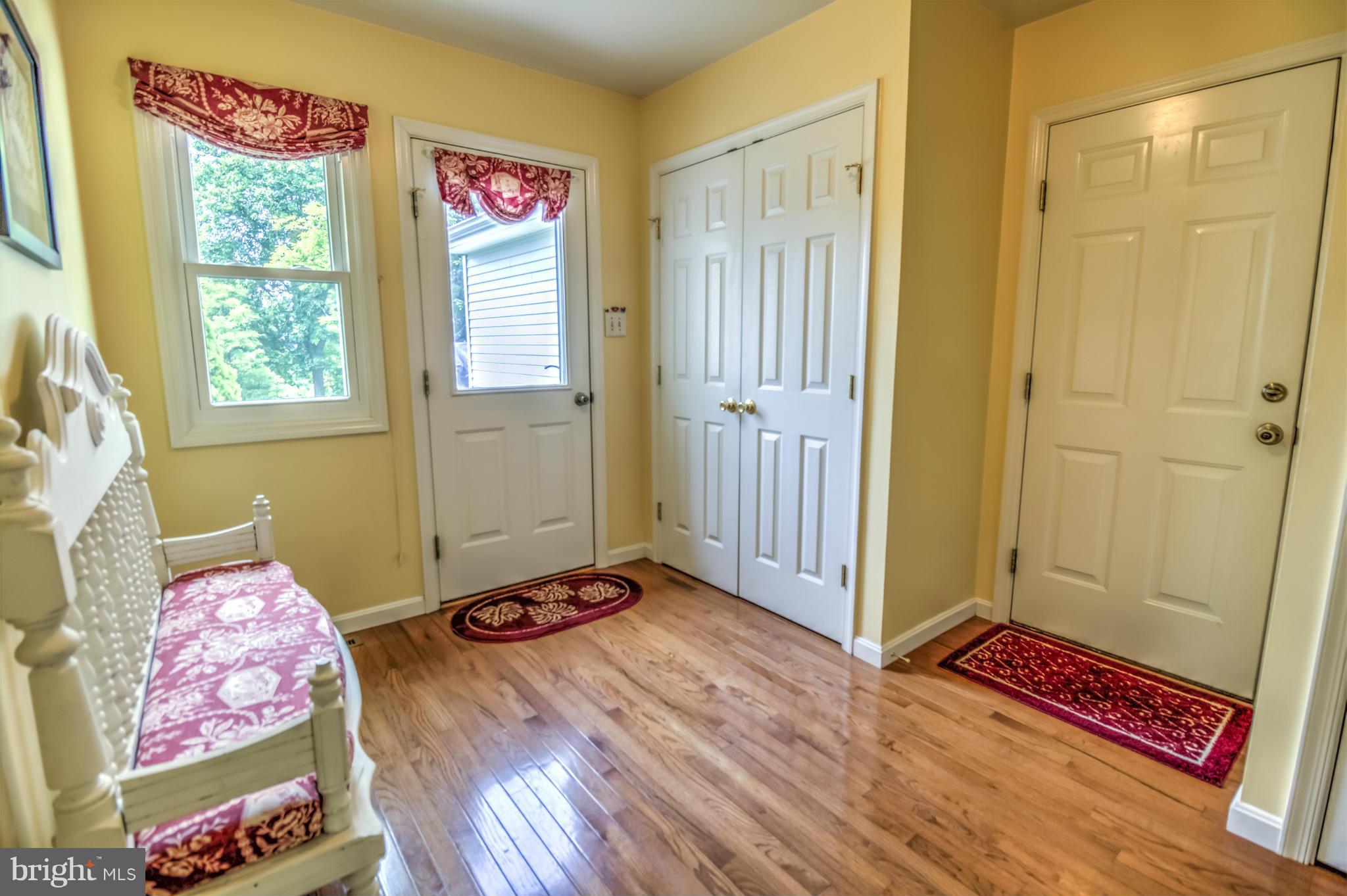 10408 Ada Road Marshall, VA 20115 - Photo 14 of 30 Mud Room