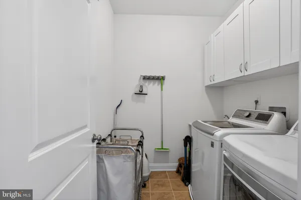 $639,000 | 142 Westhampton Drive, Wilmington, DE 19808
