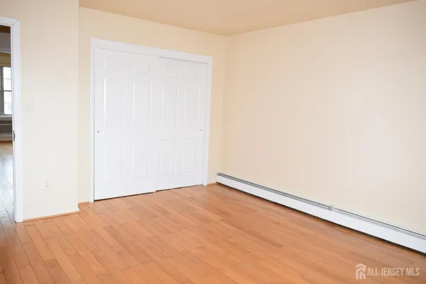 $3,000 | 31 Larch Street, Carteret, NJ 07008