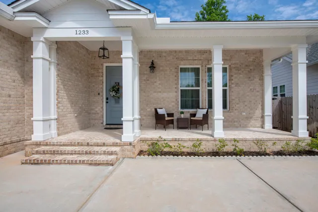 a view of entrance front of house