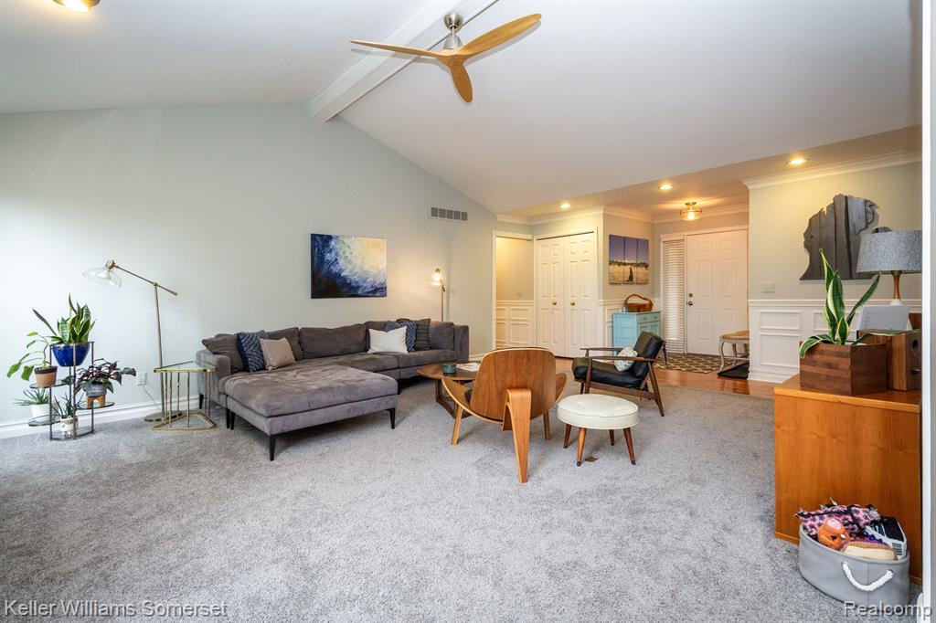 3137 Courtfield Drive Rochester Hills, MI 48309 - Photo 22 of 60
