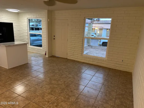 $144,999 | 2333 West Glenrosa Avenue, Unit 114, Phoenix, AZ 85015