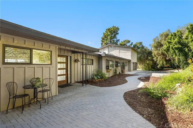 $1,598,000 | 1918 Chandos Lane, La Habra Heights, CA 90631