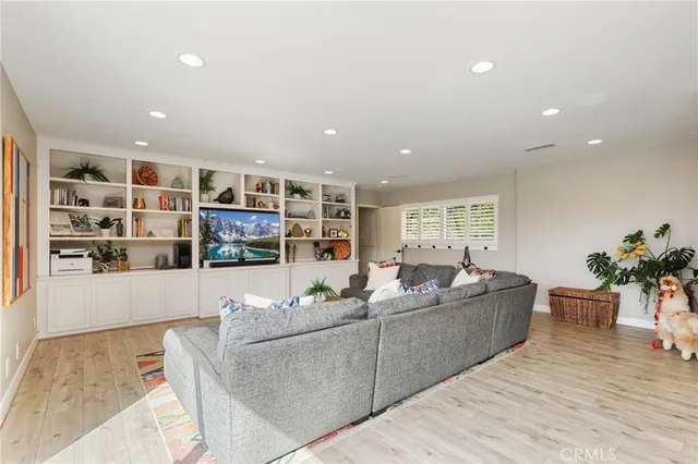 $1,598,000 | 1918 Chandos Lane, La Habra Heights, CA 90631