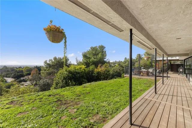 $1,598,000 | 1918 Chandos Lane, La Habra Heights, CA 90631