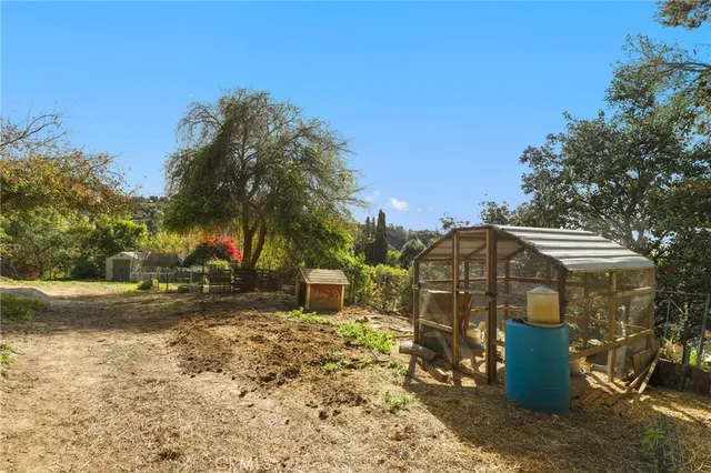 $1,598,000 | 1918 Chandos Lane, La Habra Heights, CA 90631