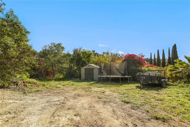 $1,598,000 | 1918 Chandos Lane, La Habra Heights, CA 90631