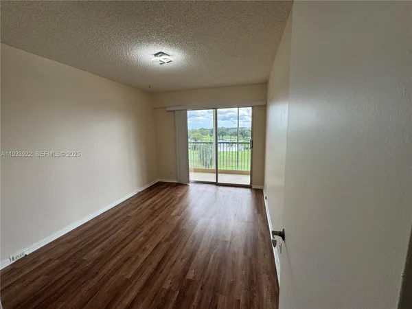 $1,775 | 13250 Southwest 4th Court, Unit 413G, Pembroke Pines, FL 33027