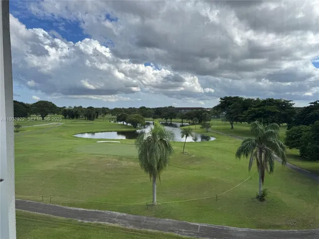 $1,775 | 13250 Southwest 4th Court, Unit 413G, Pembroke Pines, FL 33027