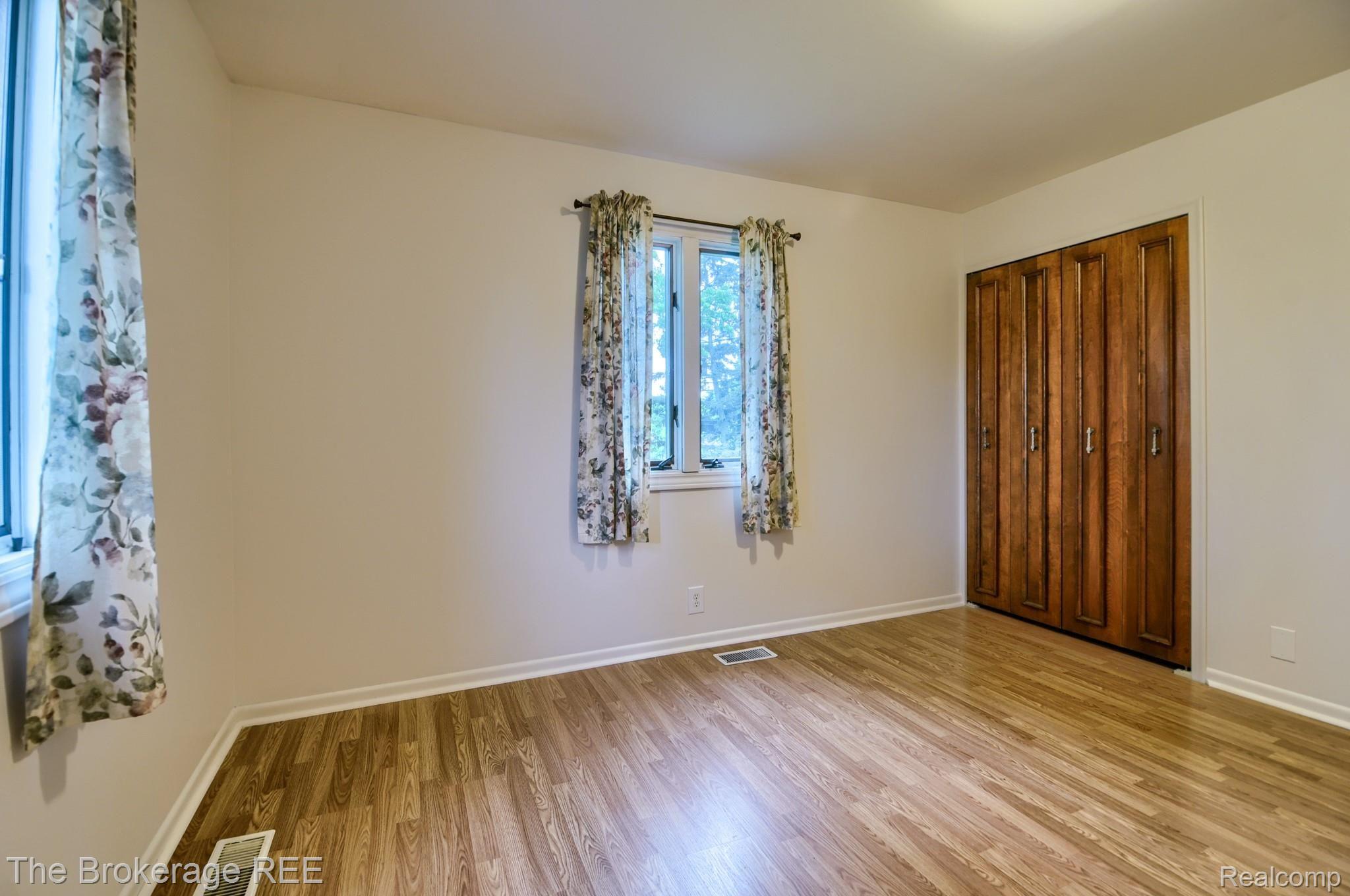 5241 North State Road Davison, MI 48423 - Photo 33 of 44 SD3_8565-HDR(5).jpg
