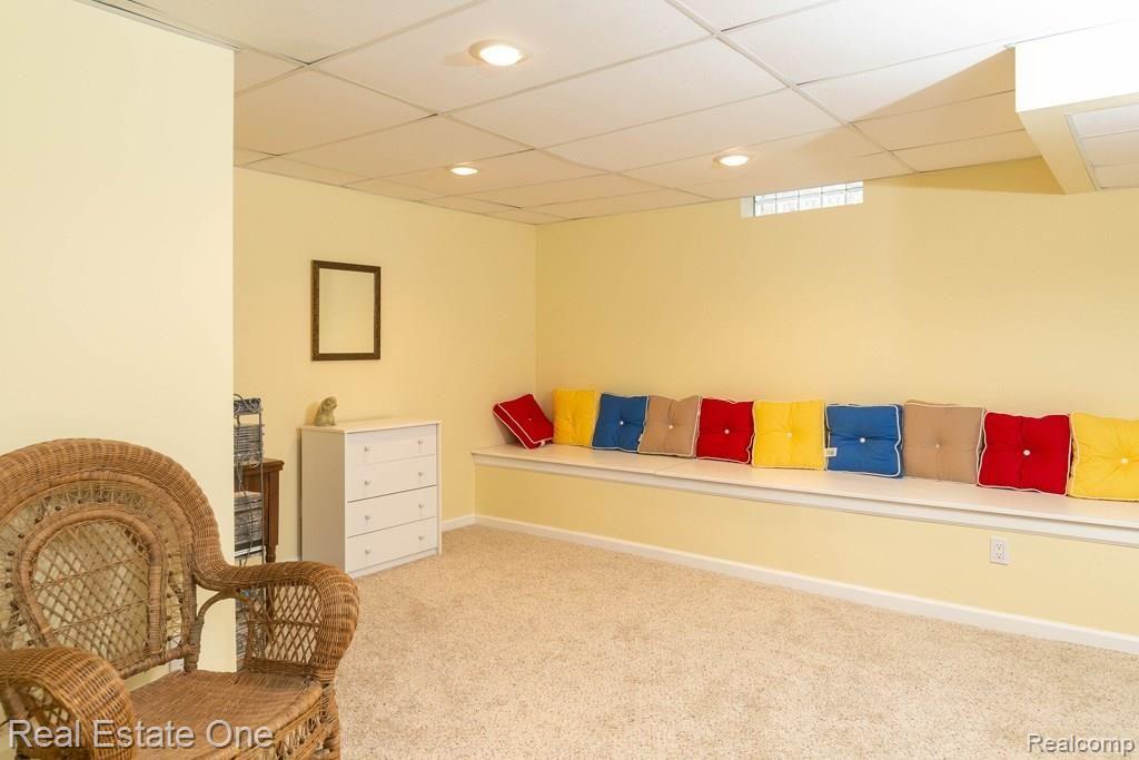 1859 Dunham Drive, Unit 79 Rochester, MI 48306 - Photo 20 of 22 1859DunhamDr-46.jpg
