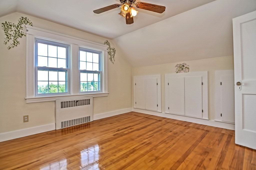 74 Wilkinson Street Worcester, MA 01606 - Photo 18 of 25