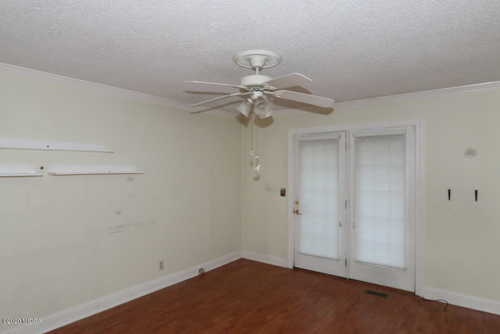 5981 Huddersfield Road Macon, GA 31210 - Photo 14 of 17 a view of an empty room