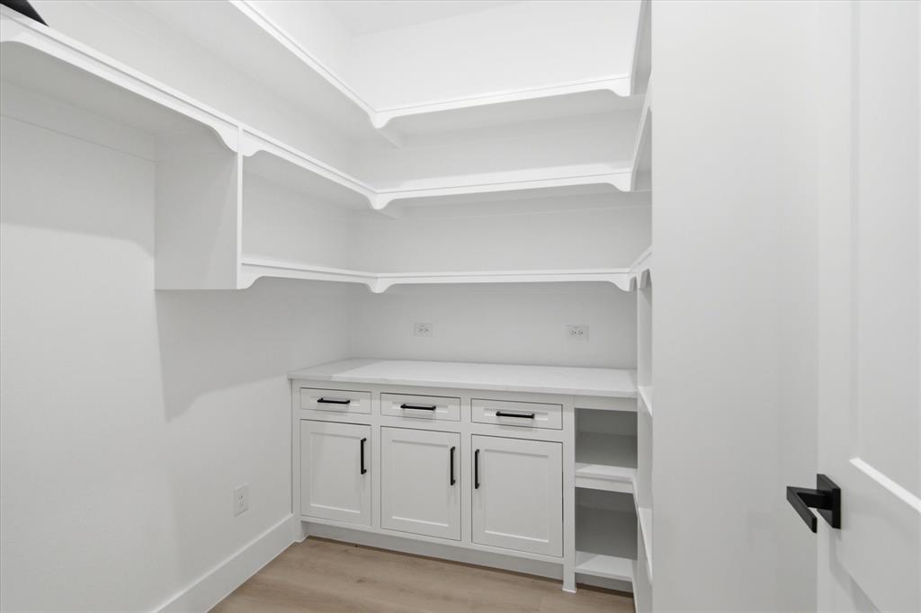 59 Country Rdg Road Melissa, TX 75454 - Photo 11 of 28 Walk in Pantry