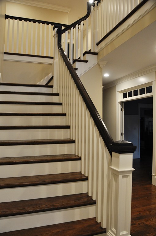 76 Booth Street Needham, MA 02494 - Photo 3 of 18 Gallery Image 3