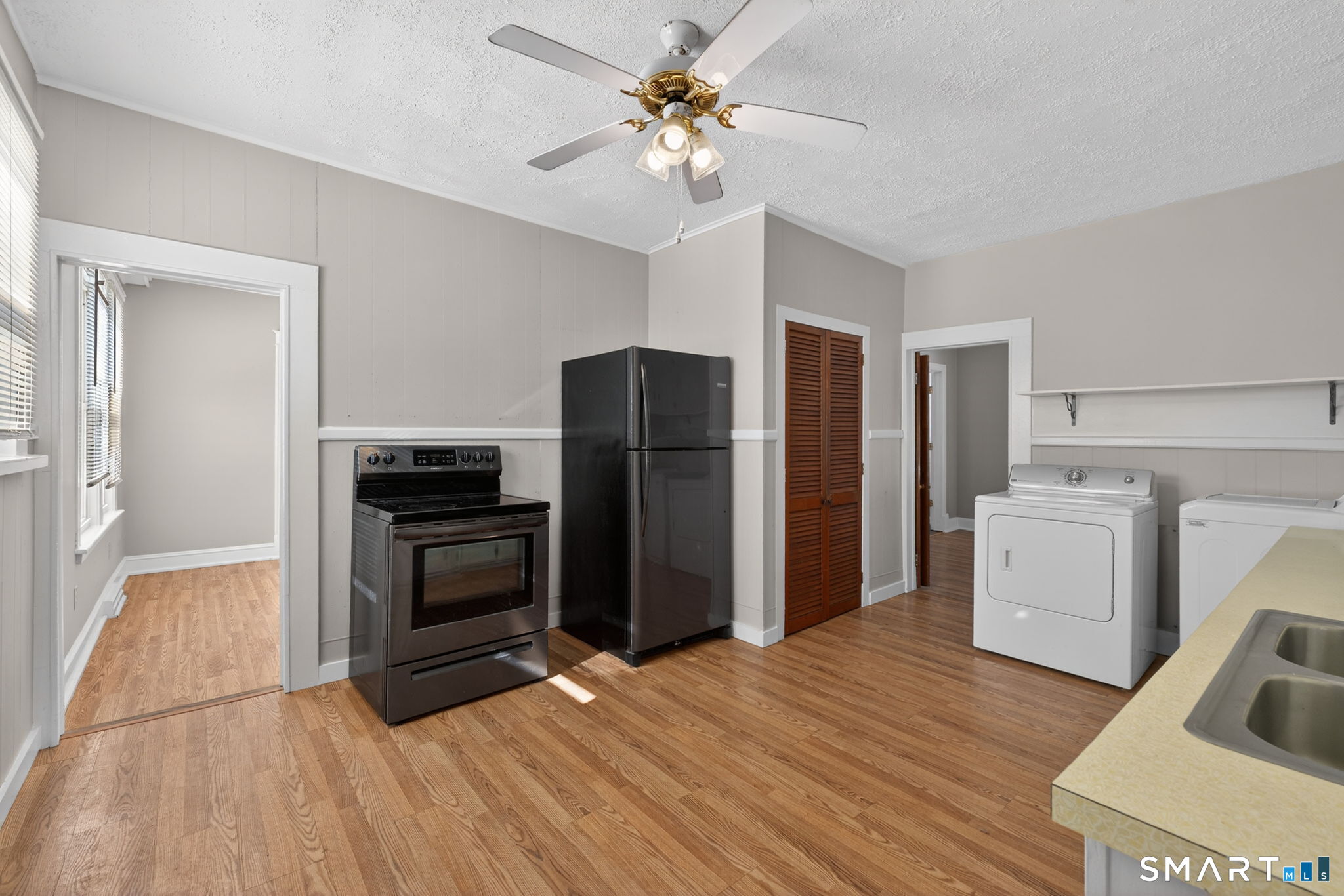 491 Main Street Southington, CT 06489 - Photo 23 of 37