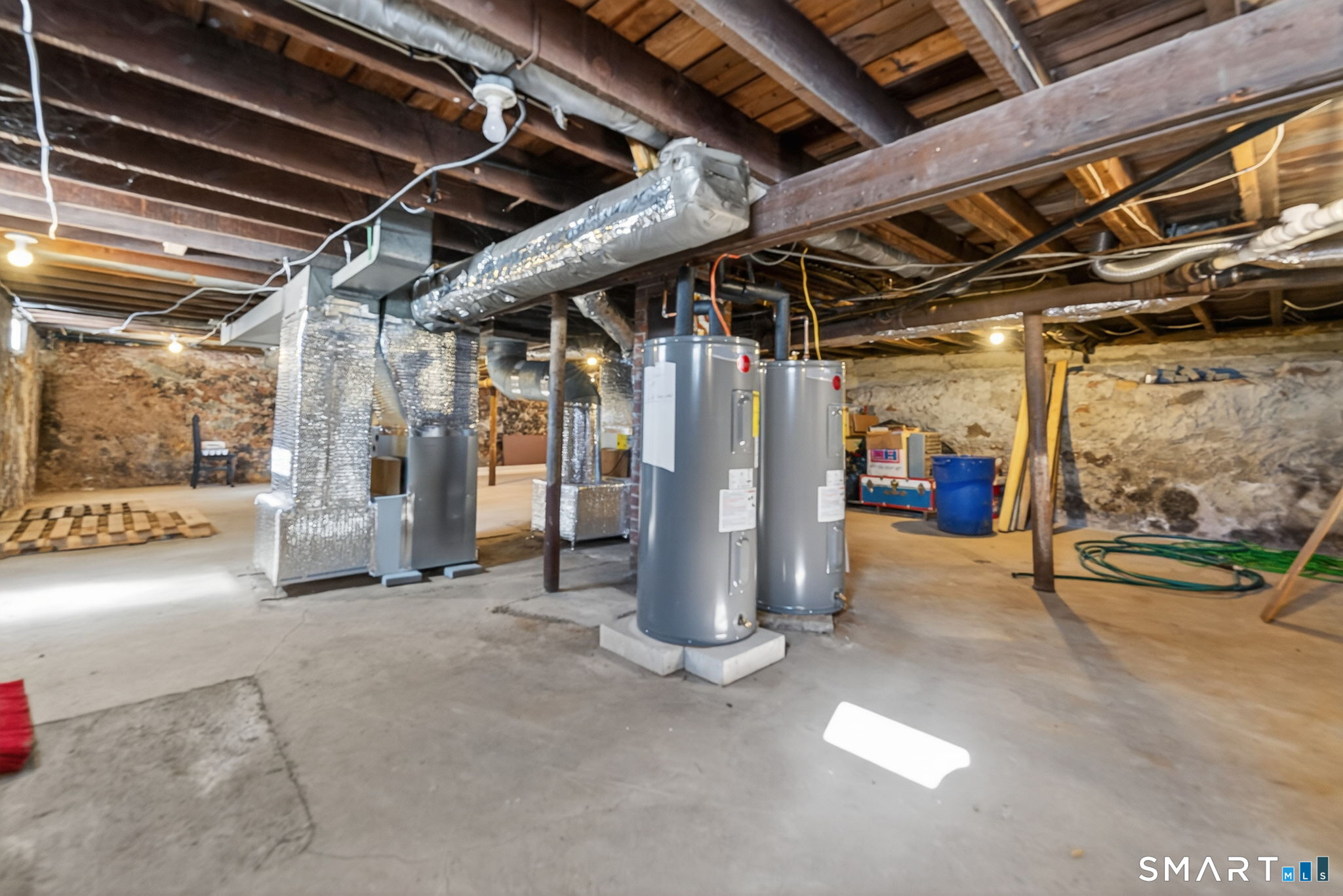 491 Main Street Southington, CT 06489 - Photo 24 of 37