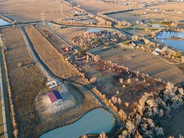 $159,497 | 4820 County Road 45, Angleton, TX 77515