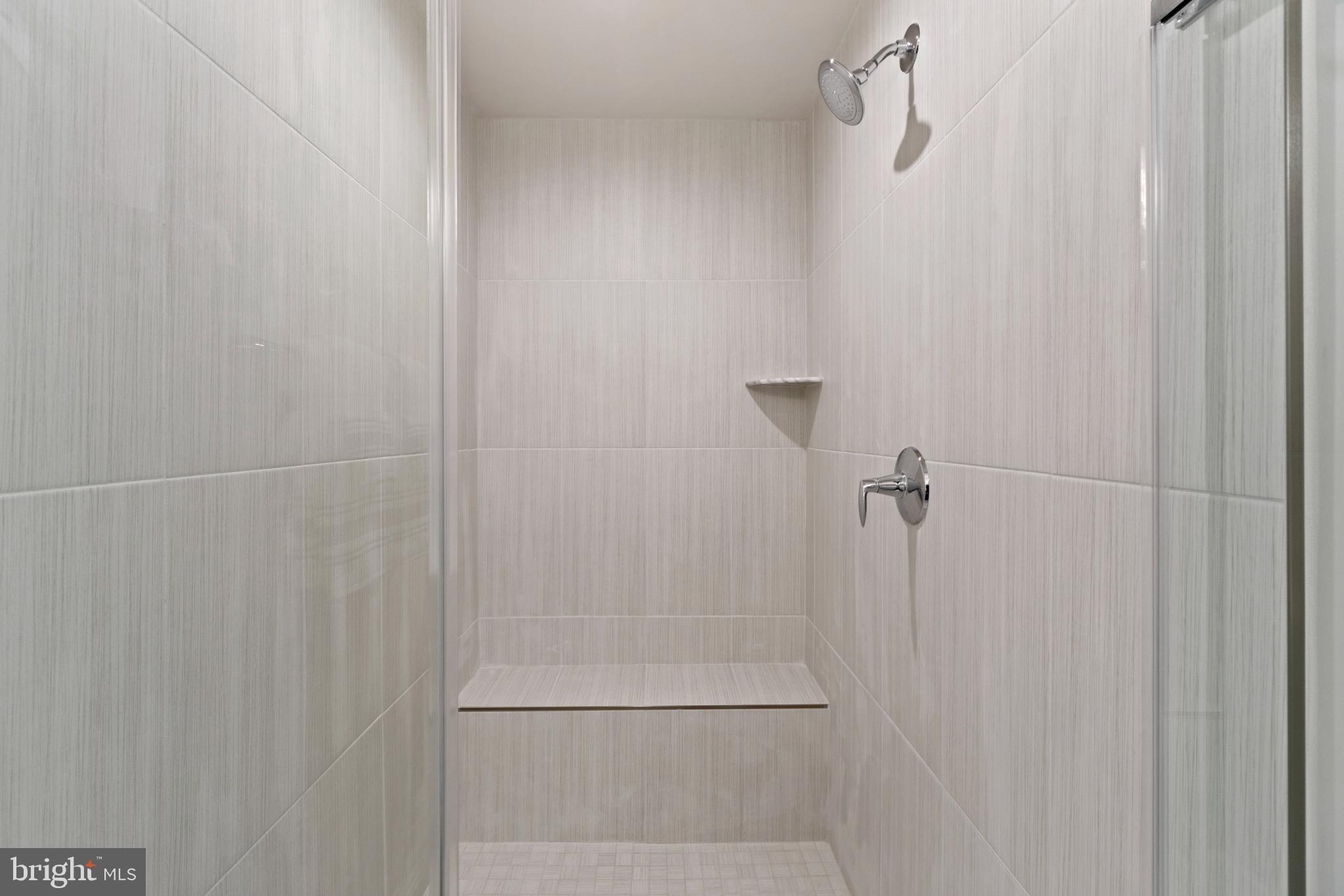 24133 Ullapool Terrace Sterling, VA 20166 - Photo 23 of 39