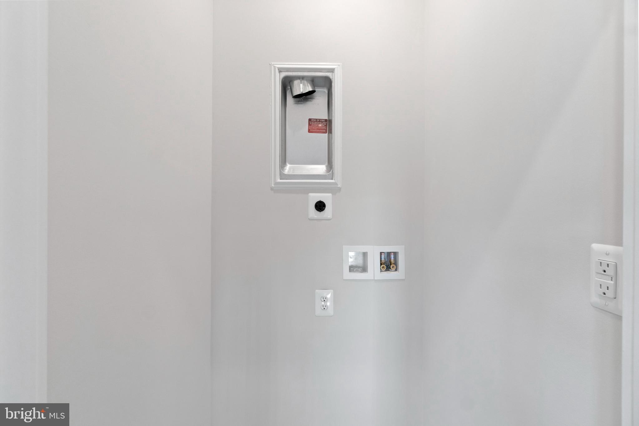 24133 Ullapool Terrace Sterling, VA 20166 - Photo 25 of 39