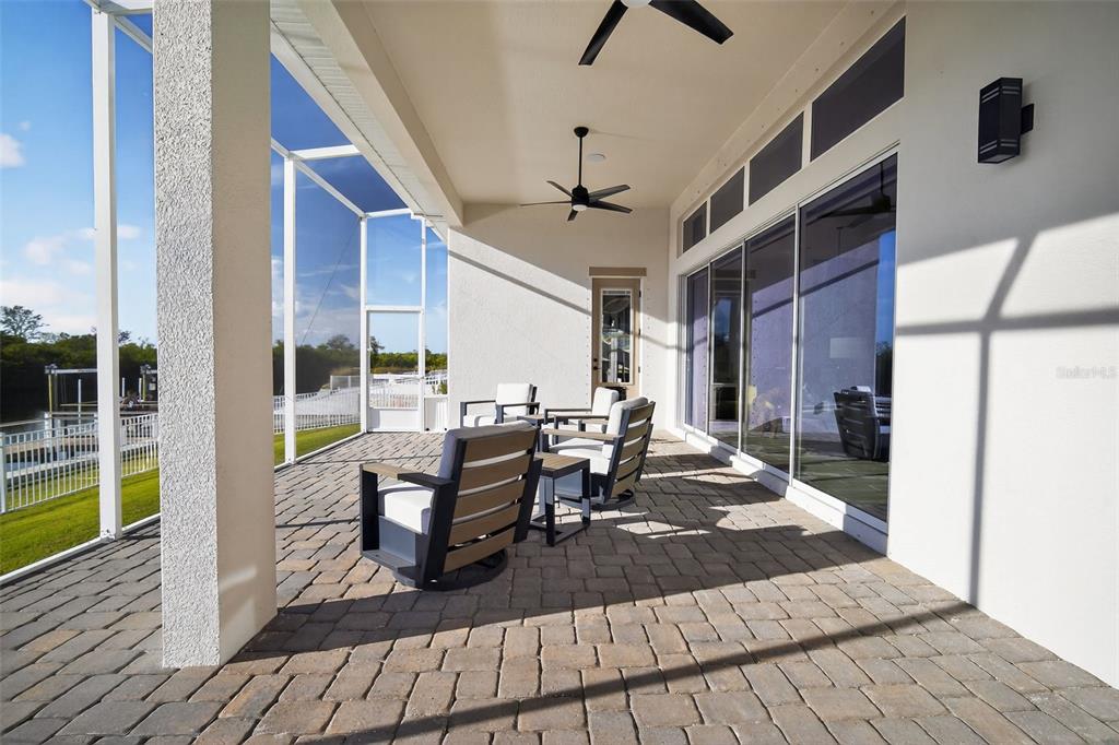 1088 Signet Drive Apollo Beach, FL 33572 - Photo 6 of 49