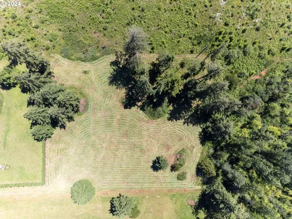 $876,900 | 27053 South Shibley Road, Colton, OR 97017