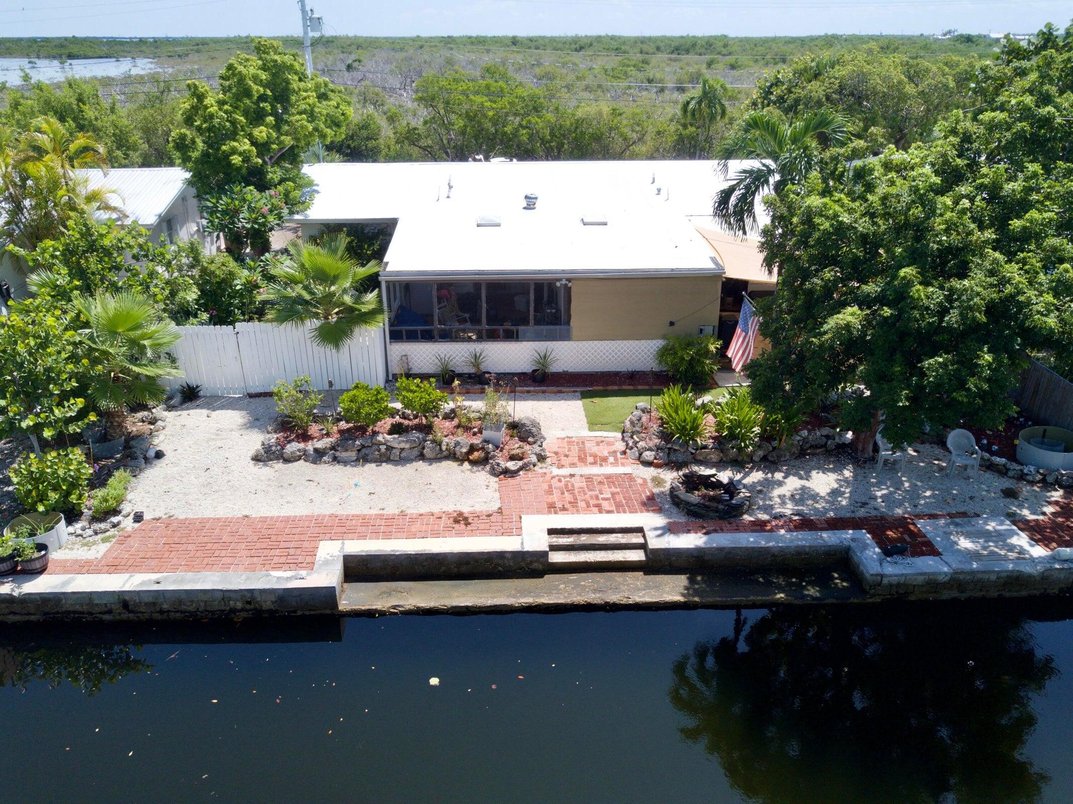 3962-3964 No Name Road Big Pine Key, FL 33043 - Photo 3 of 18 70' Concrete Dock
