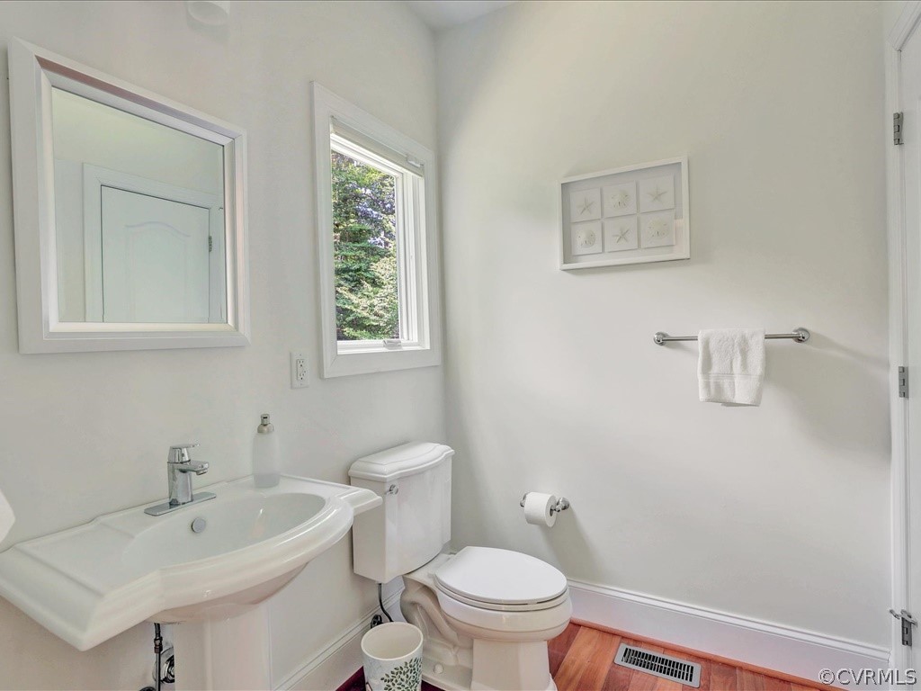 7910 Beach Road Chesterfield, VA 23832 - Photo 29 of 48 Second First Floor Bedroom- En Suite Full Bathroom
