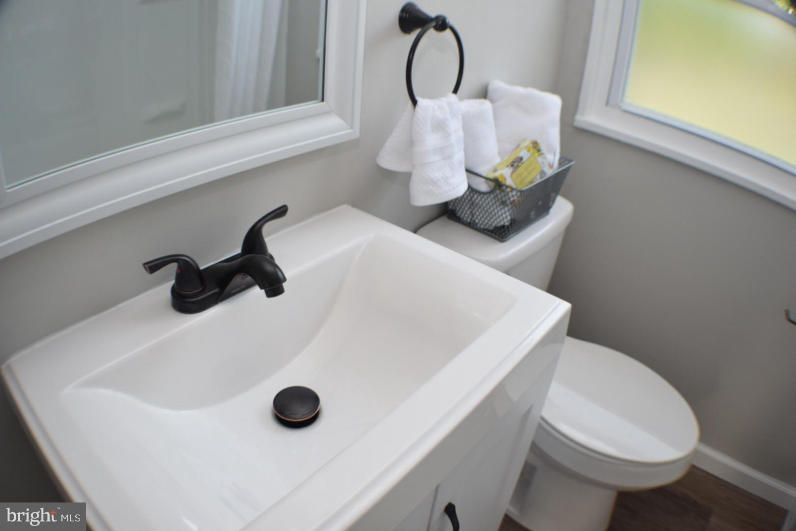 3001 Vulcan Road Baltimore, MD 21222 - Photo 20 of 30 Bath