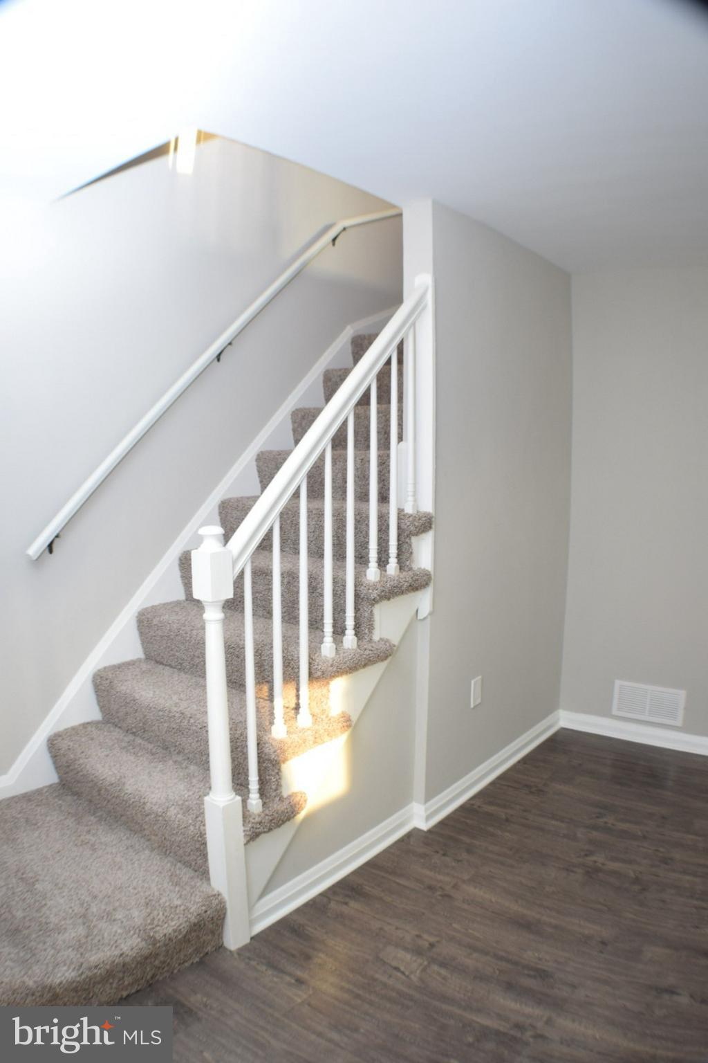 3001 Vulcan Road Baltimore, MD 21222 - Photo 3 of 30 Stairway