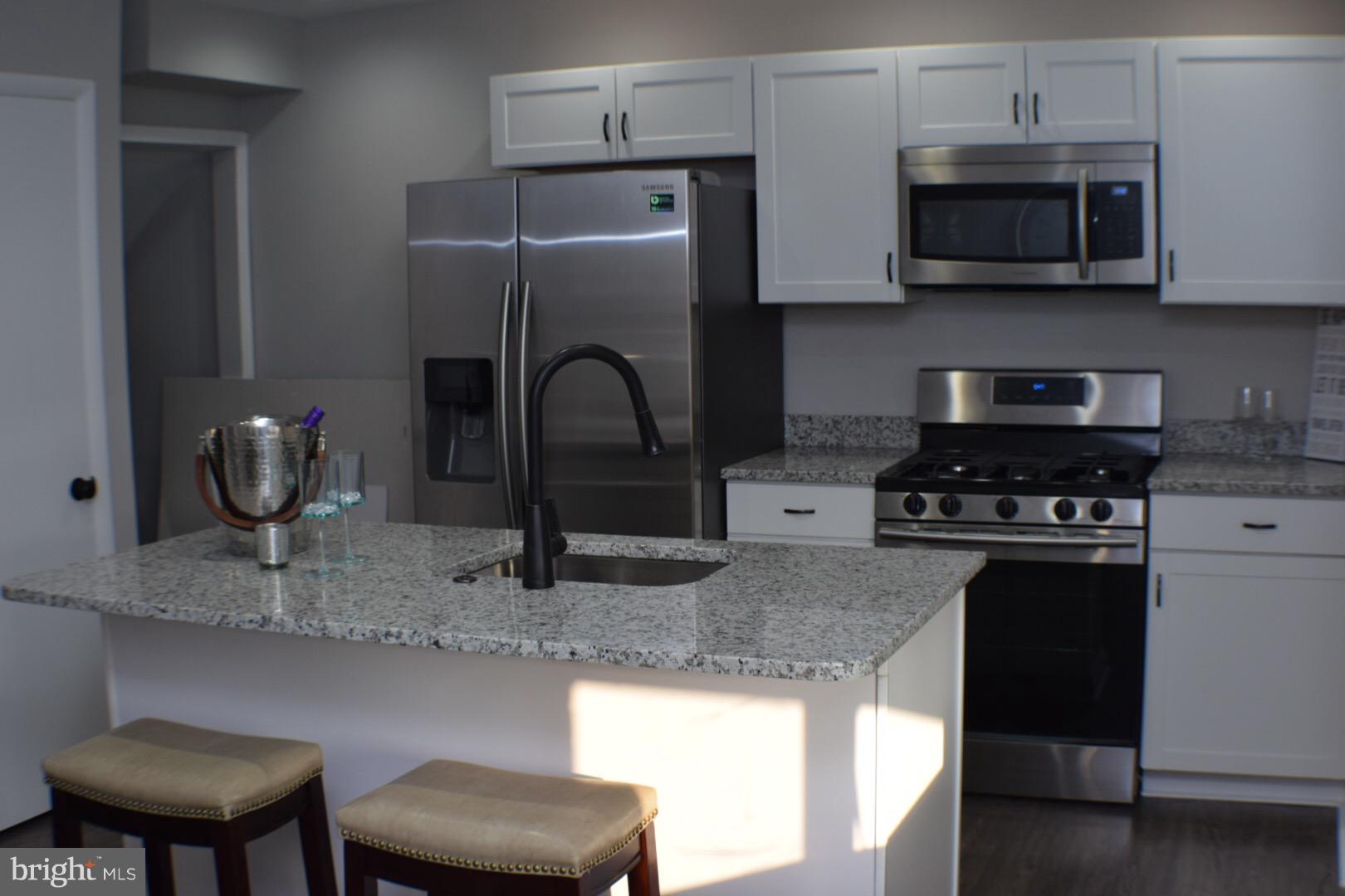 3001 Vulcan Road Baltimore, MD 21222 - Photo 7 of 30 Kitchen