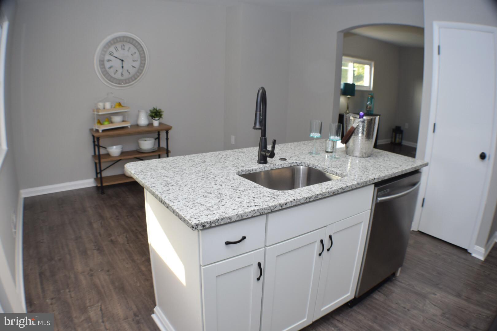 3001 Vulcan Road Baltimore, MD 21222 - Photo 9 of 30 Kitchen